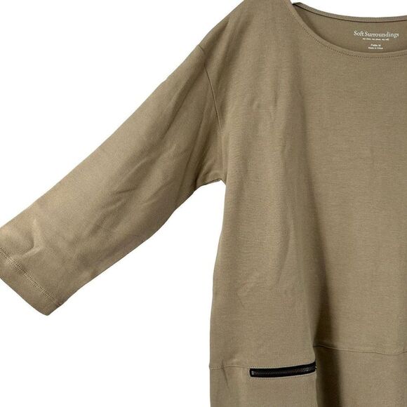Soft Surroundings Tunic Brown 3/4 Sleeve Boat Neck Size Petite M Faux Zip Pocket - Picture 2 of 6